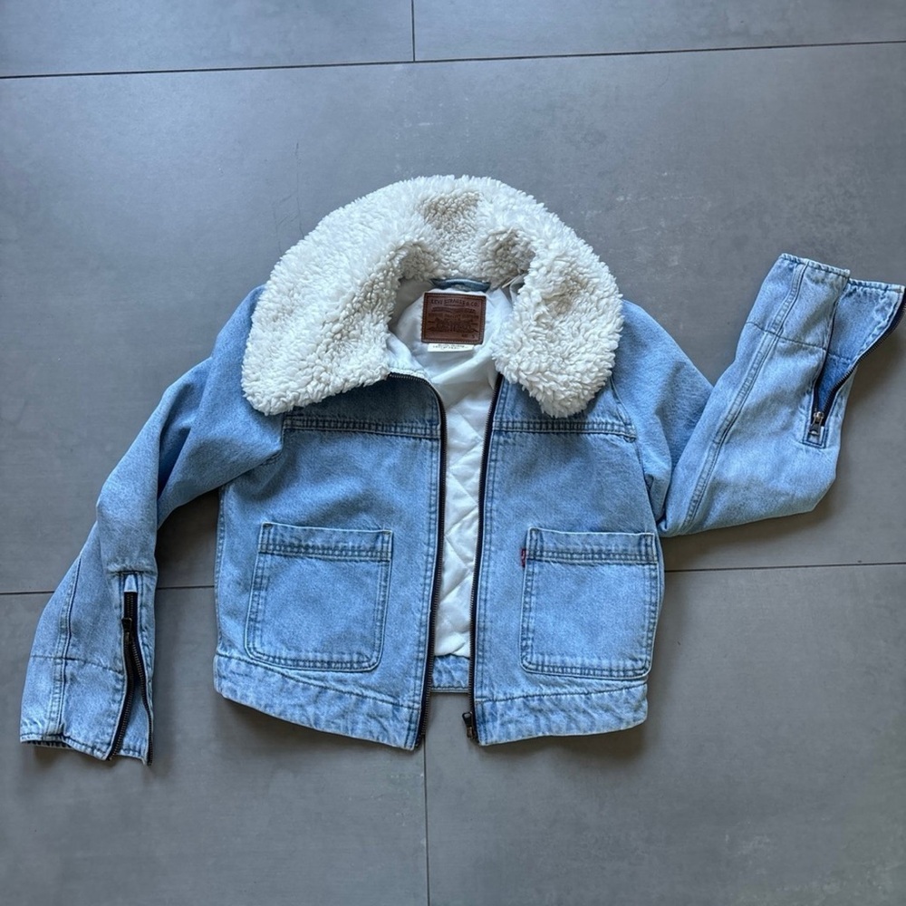 Levi women’s denim Sherpa white fur jacket